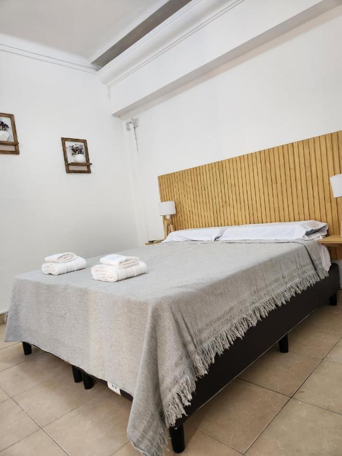 Hotel Petit Balcarce Salta Extérieur photo